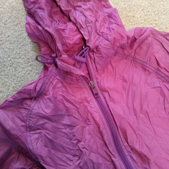 3 for $15 vintage windbreaker - Picture 3 of 3